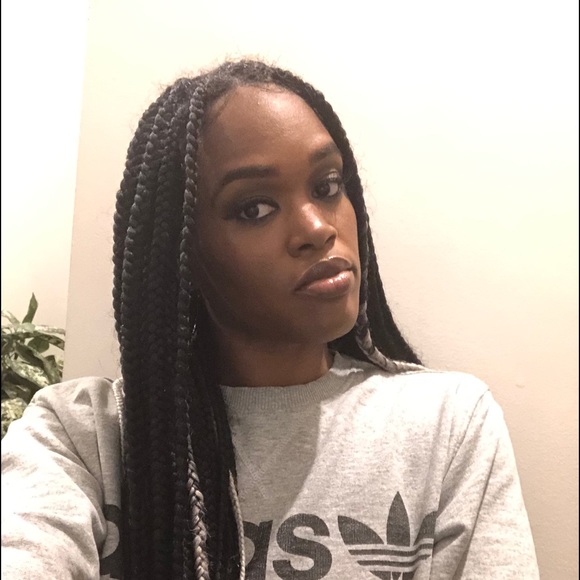 Meet your Posher, Alycia - Picture 1 of 1